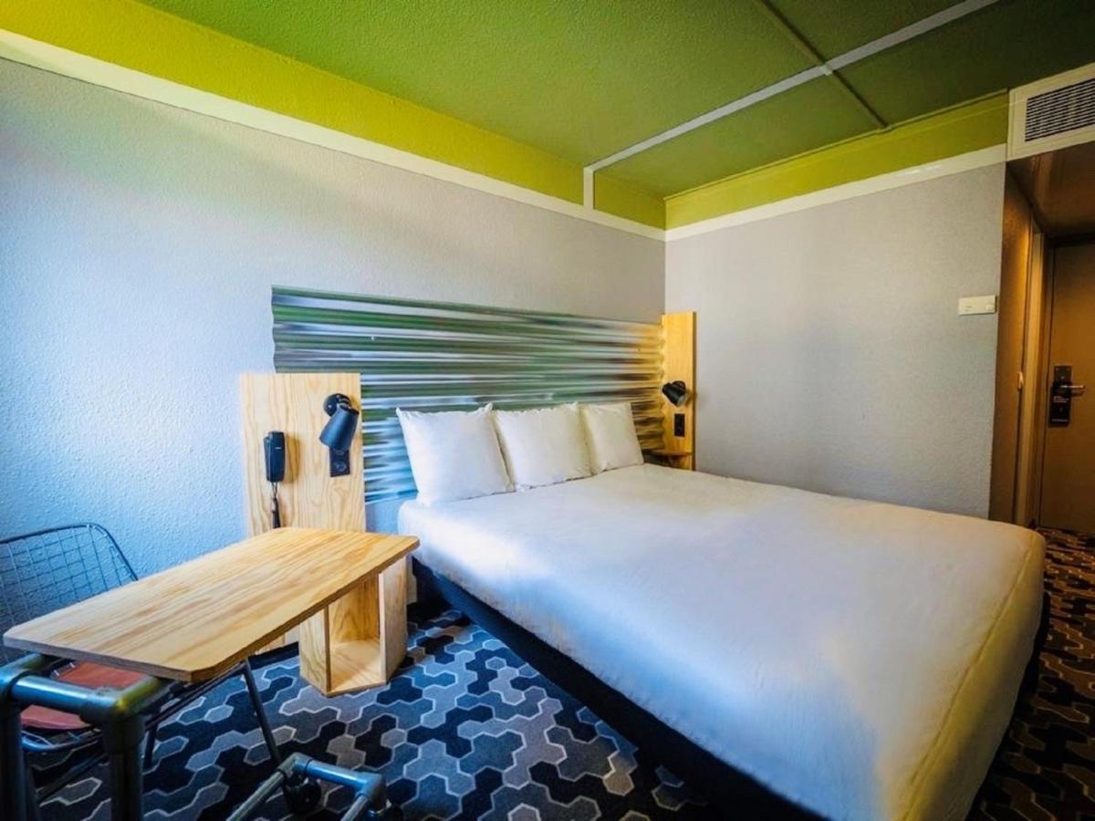 Готель Ibis Styles Bobigny Centre Prefecture Екстер'єр фото